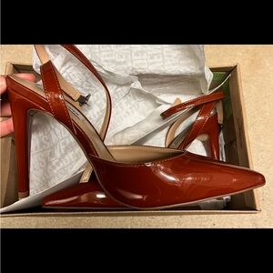 Steve Madden Patent Cognac Pumps